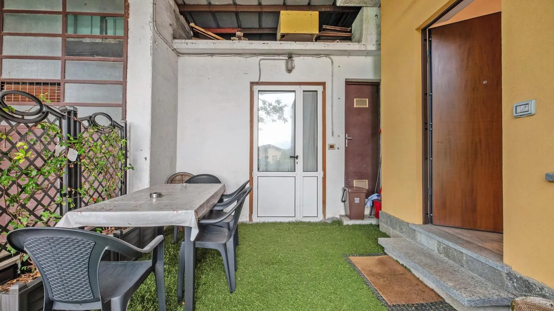 La Casa Di Angio - Val D'Intelvi Daire Lanzo dʼIntelvi 0*,  İtalya